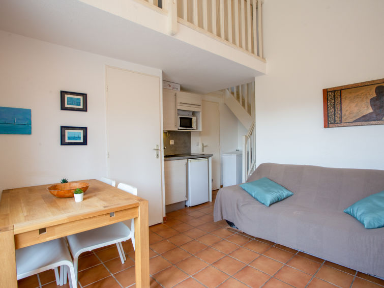Search and Stay destination Le Lavandou, Provence-Alpes-Côte d'Azur - France from AU$ 179. Tahiti Parc