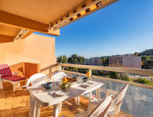 Appartement aan de Côte d'Azur, 80 meter van het strand in Bormes-les-Mimosas - thumbnail 1