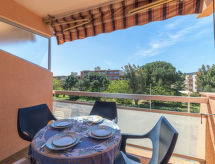 Knus appartement op 300 meter van het strand in Bormes-les-Mimosas - thumbnail 1