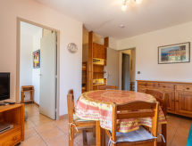 Knus appartement op 300 meter van het strand in Bormes-les-Mimosas - thumbnail 6