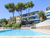 Zonnig vakantiehuis met zwembad op 850m van strand in Bormes-les-Mimosas - thumbnail 5