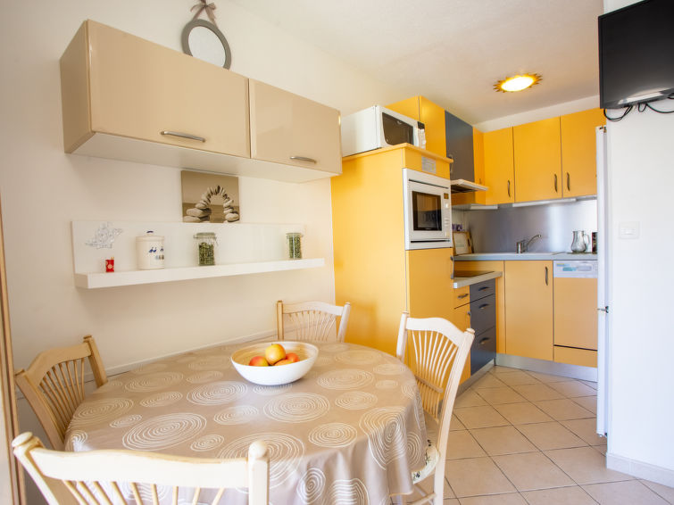 Search and Stay, undefined in undefined. Gallery position 3