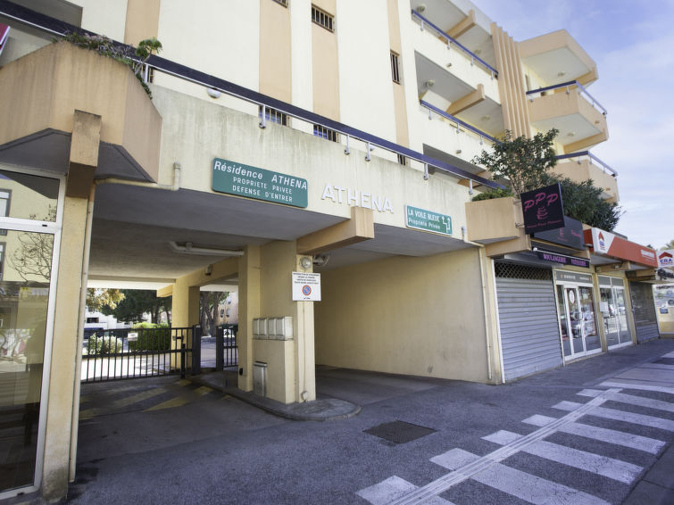 Search and Stay, undefined in undefined. Gallery position 4