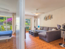 Licht appartement op 200 meter van strand La Favière - thumbnail 6