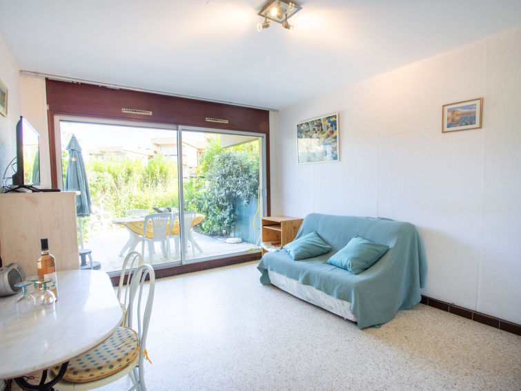 Search and Stay destination Bormes-les-Mimosas, Provence-Alpes-Côte d'Azur - France from AU$ 142. Le Parc des Oliviers