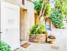 Knusse studio voor 2 in authentiek Bormes-les-Mimosas, vlakbij de Côte d'Azur - thumbnail 1