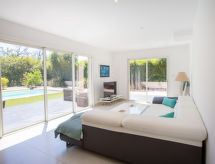 Luxe vrijstaande villa met privézwembad op 550m van zee in Bormes-les-Mimosas - thumbnail 4