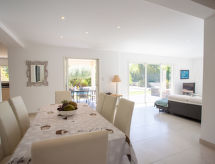 Luxe vrijstaande villa met privézwembad op 550m van zee in Bormes-les-Mimosas - thumbnail 6