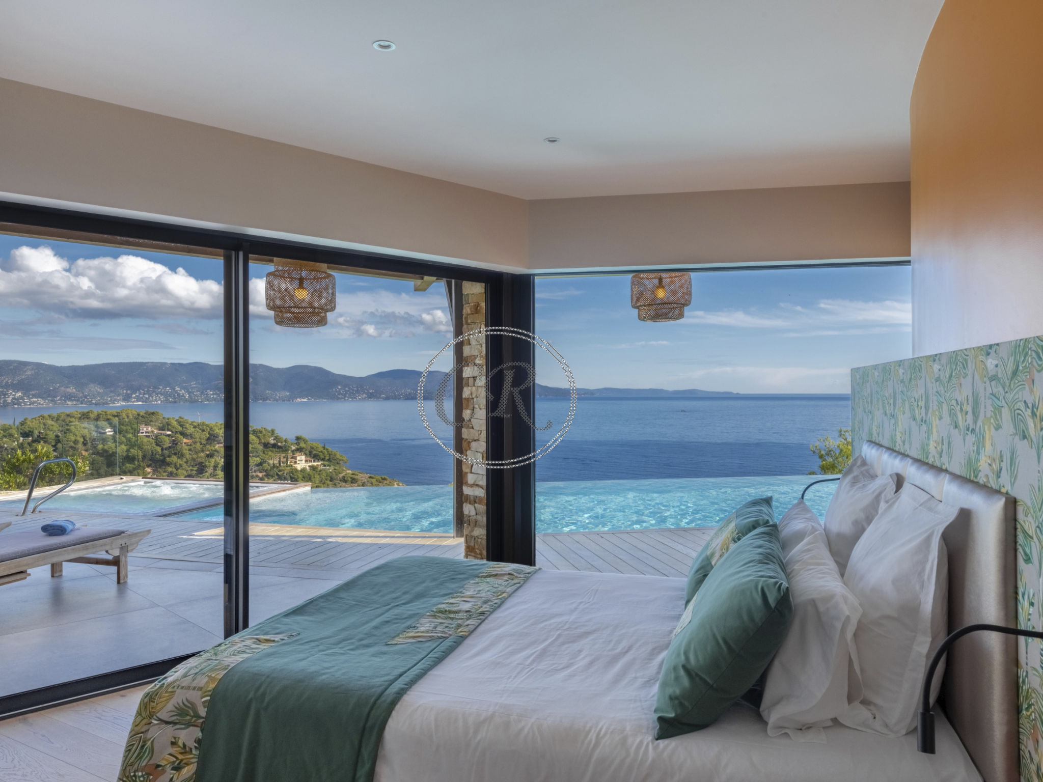 Außergewöhnliche Villa am Cap Bénat-Binnen