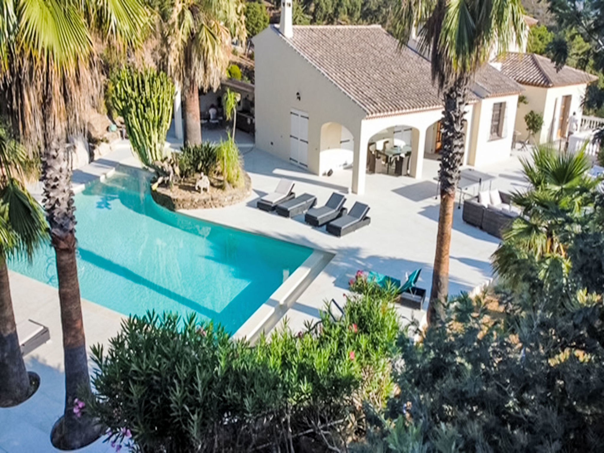 Villa Resedas-Draußen