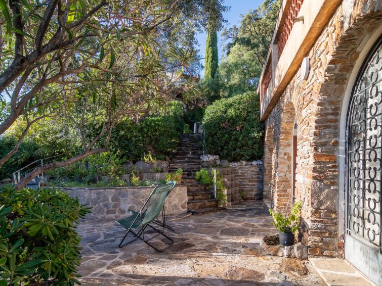 Op 400 m van zee: Appartement Hibiscus in Rayol Canadel in Rayol Canadel
