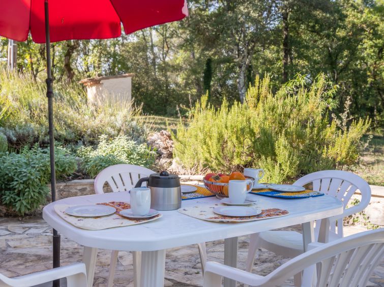Search and Stay destination Flassans-sur-Issole, Provence-Alpes-Côte d'Azur - France from AU$ 326. Carpanel
