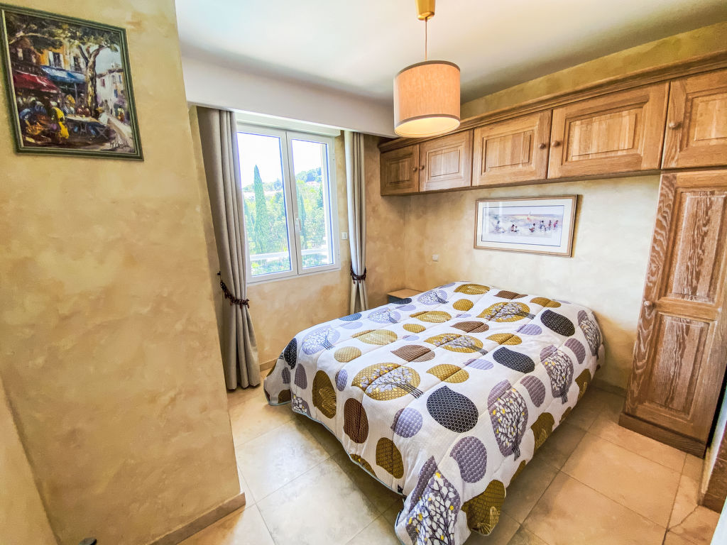 Le Domaine de la Baie — Bedroom