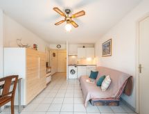 Knus appartement op 350 meter van het strand in centrum Cavalaire - thumbnail 6