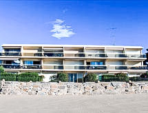 De la Plage: Knusse studio direct aan zee in Cavalaire - thumbnail 1