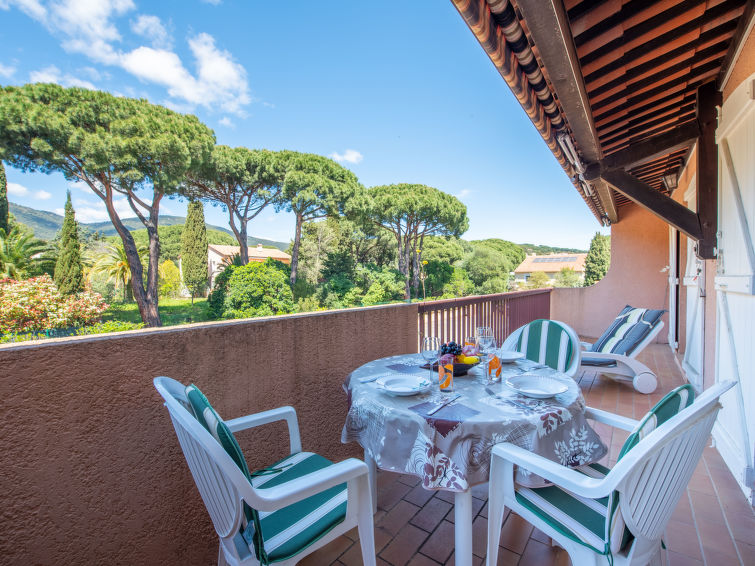 Les Vignes Apartment in Cavalaire