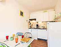Knus appartement aan zee in Cavalaire, op 50 meter van het strand - thumbnail 3