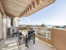 Knus appartement op 100 meter van het strand in Cavalaire-sur-Mer - thumbnail 1
