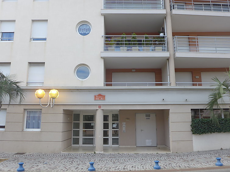 Côté Port Apartment in Cavalaire