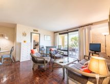 Licht appartement in het hart van Cavalaire, op 500 meter van het strand - thumbnail 2