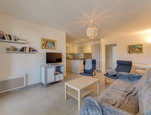 Licht appartement op 750m van strand en haven in Cavalaire-sur-Mer - thumbnail 2