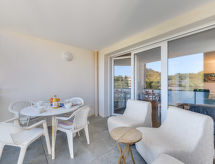 Licht appartement op 750m van strand en haven in Cavalaire-sur-Mer - thumbnail 6