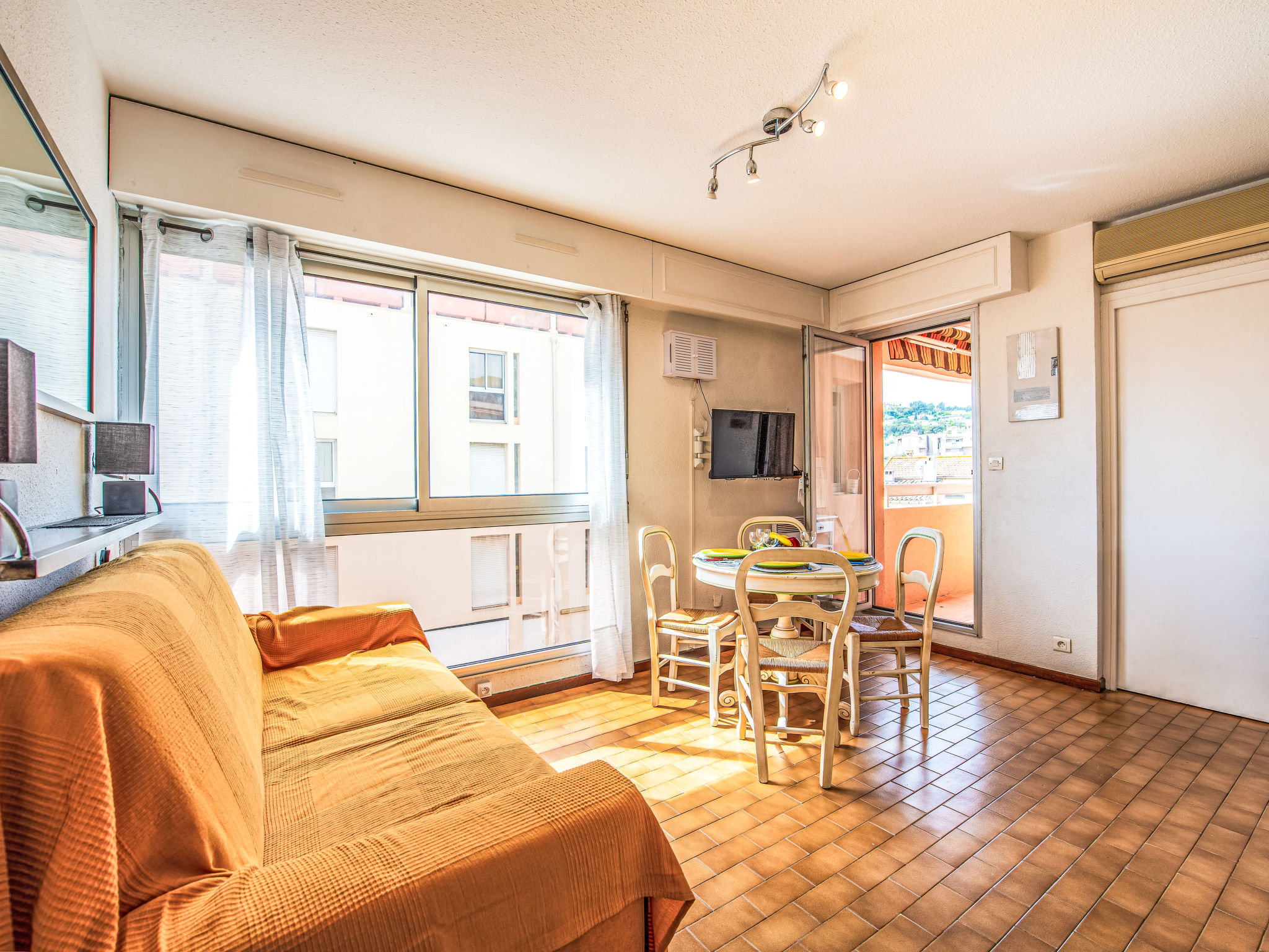 Photo of Le Semiramis