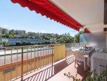 Le Suzy: sfeervol appartement op 700m van zee in Cavalaire-sur-Mer - thumbnail 4