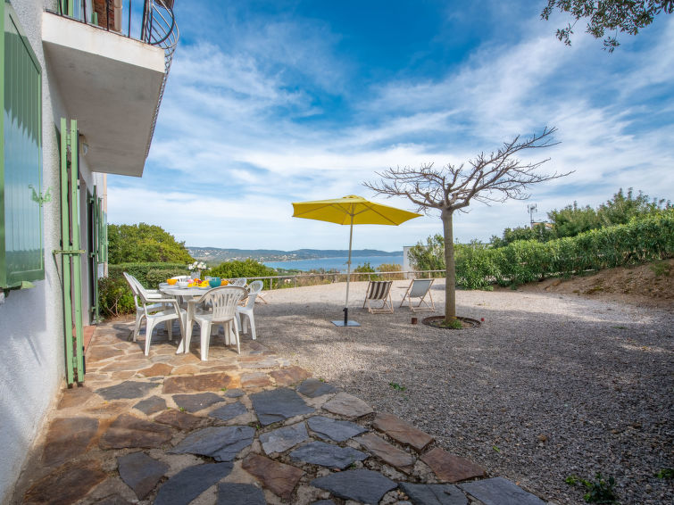 Search and Stay destination La Croix-Valmer, Provence-Alpes-Côte d'Azur - France from AU$ 187. Les Arbousiers