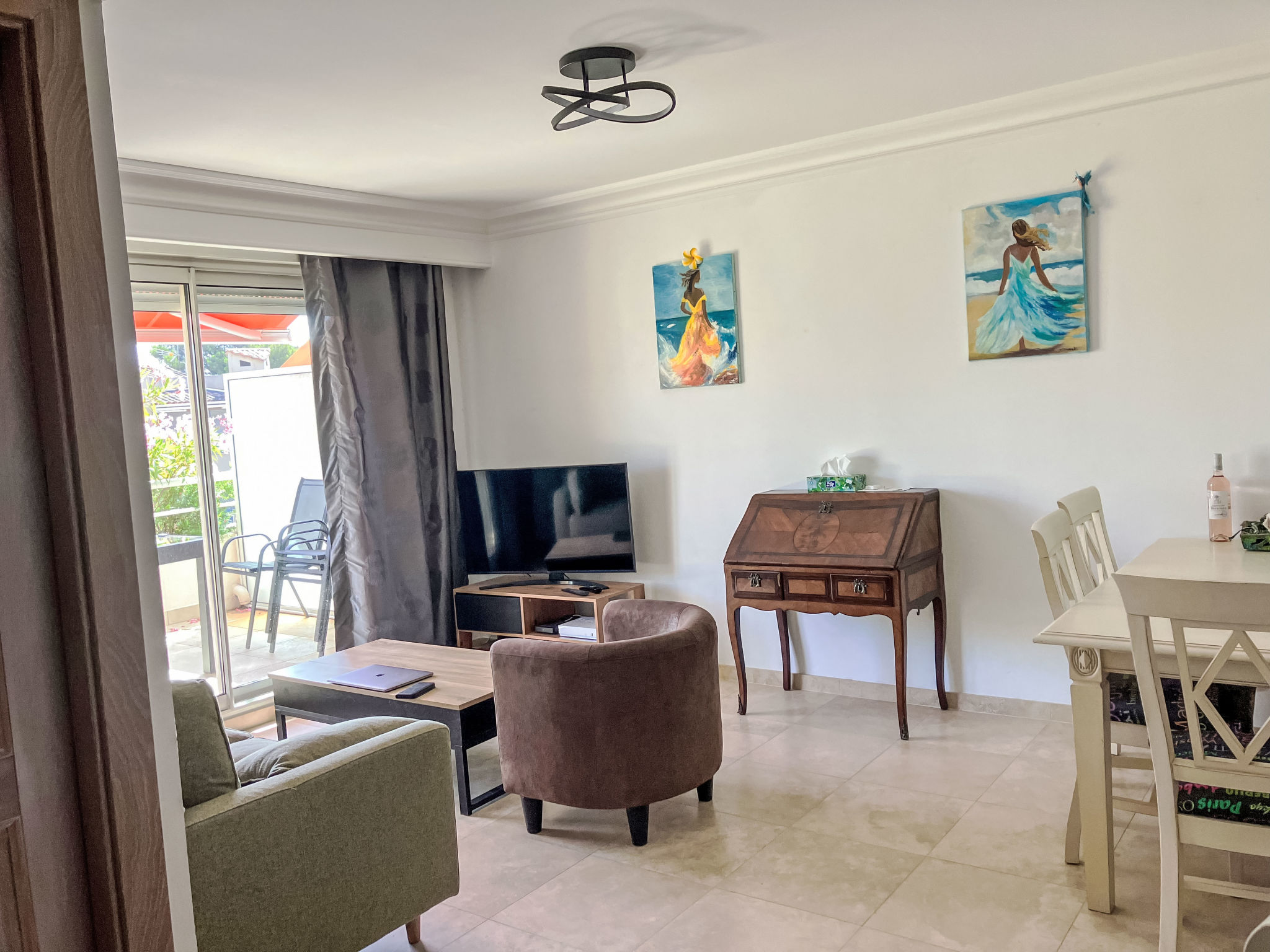 Wohnung mit Terrasse