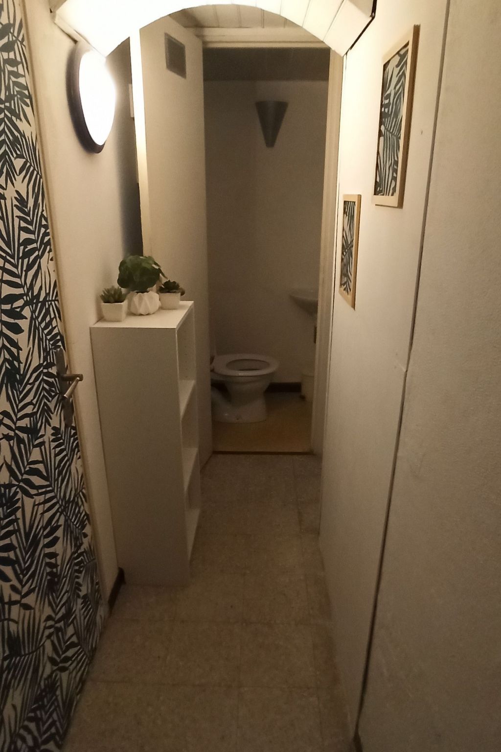 Ruhige Ecke in der Nähe von allem zu Fuß-Image-tags.info