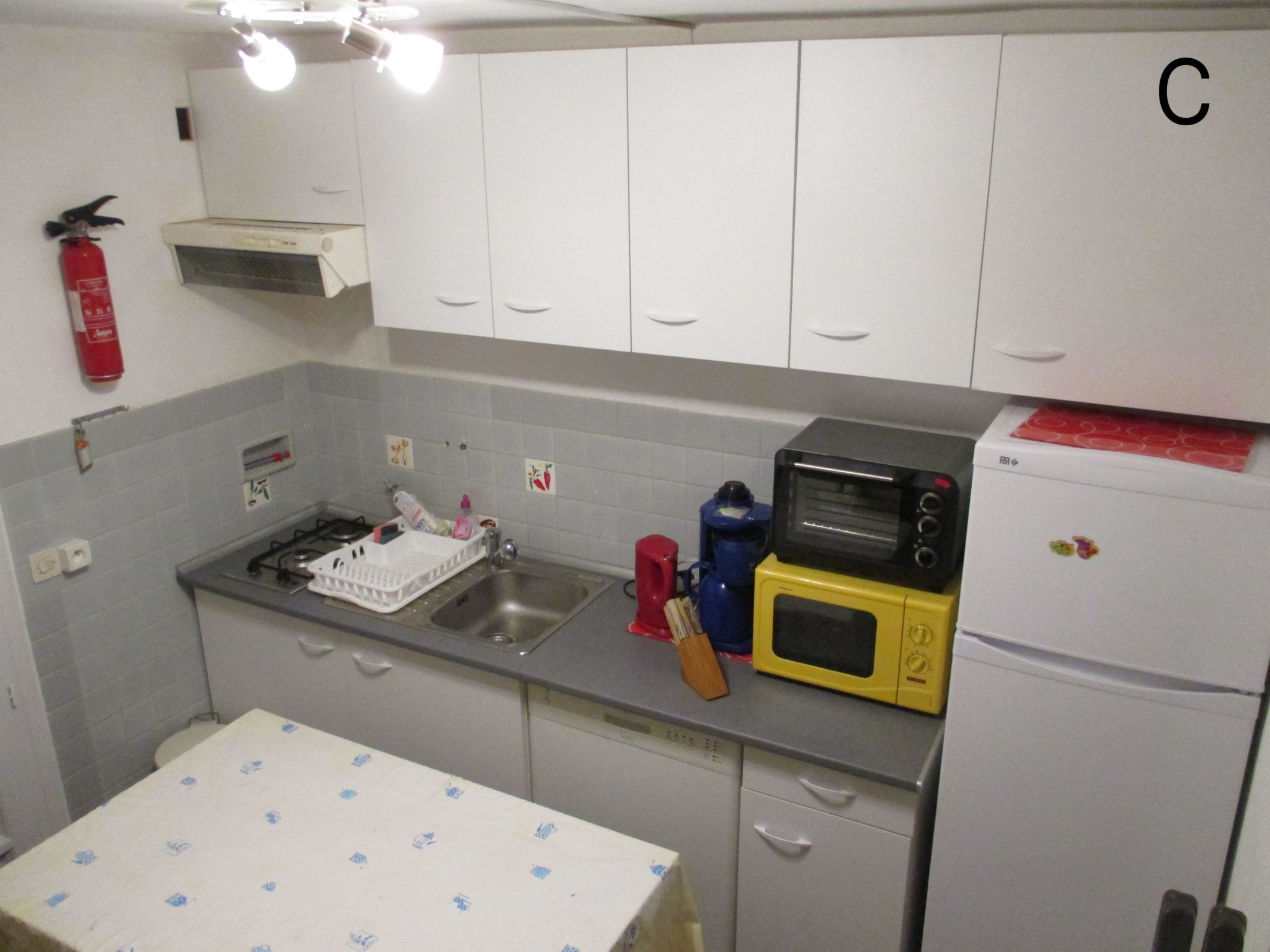 Ruhige Ecke in der Nähe von allem zu Fuß-Image-tags.info