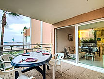 Villa Medicis: Zonovergoten appartement op 80 meter van het strand in Cavalaire - thumbnail 4