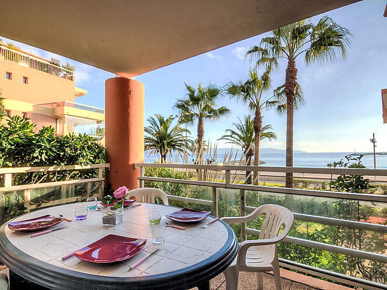 Villa Medicis Apartment in Cavalaire