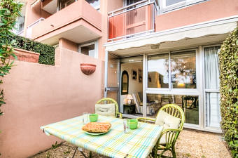 Apartment Les Jardins De La Mer Grimaud France Booking Com