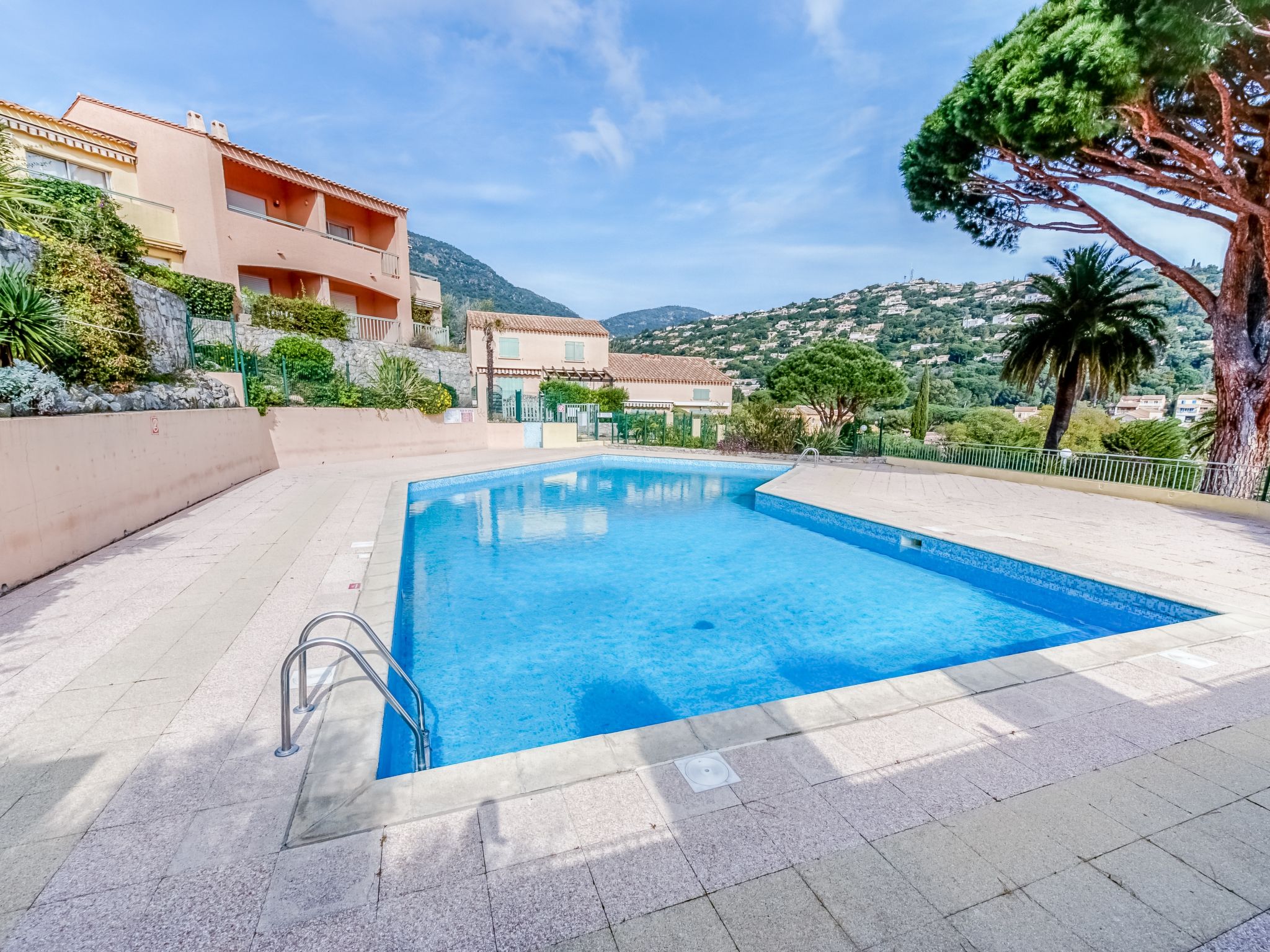 Les Jardins d'Amaryllis Apartment in Cavalaire