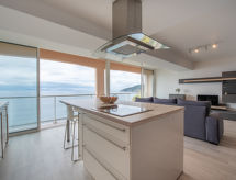 Rustiek appartement vlakbij zee en strand in Cavalaire-sur-Mer - thumbnail 3