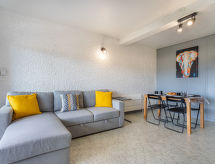 Zonnig appartement op 100 meter van zee in Cavalaire-sur-Mer - thumbnail 6