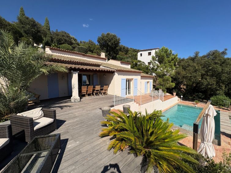 Manureva - Cavalaire-sur-Mer