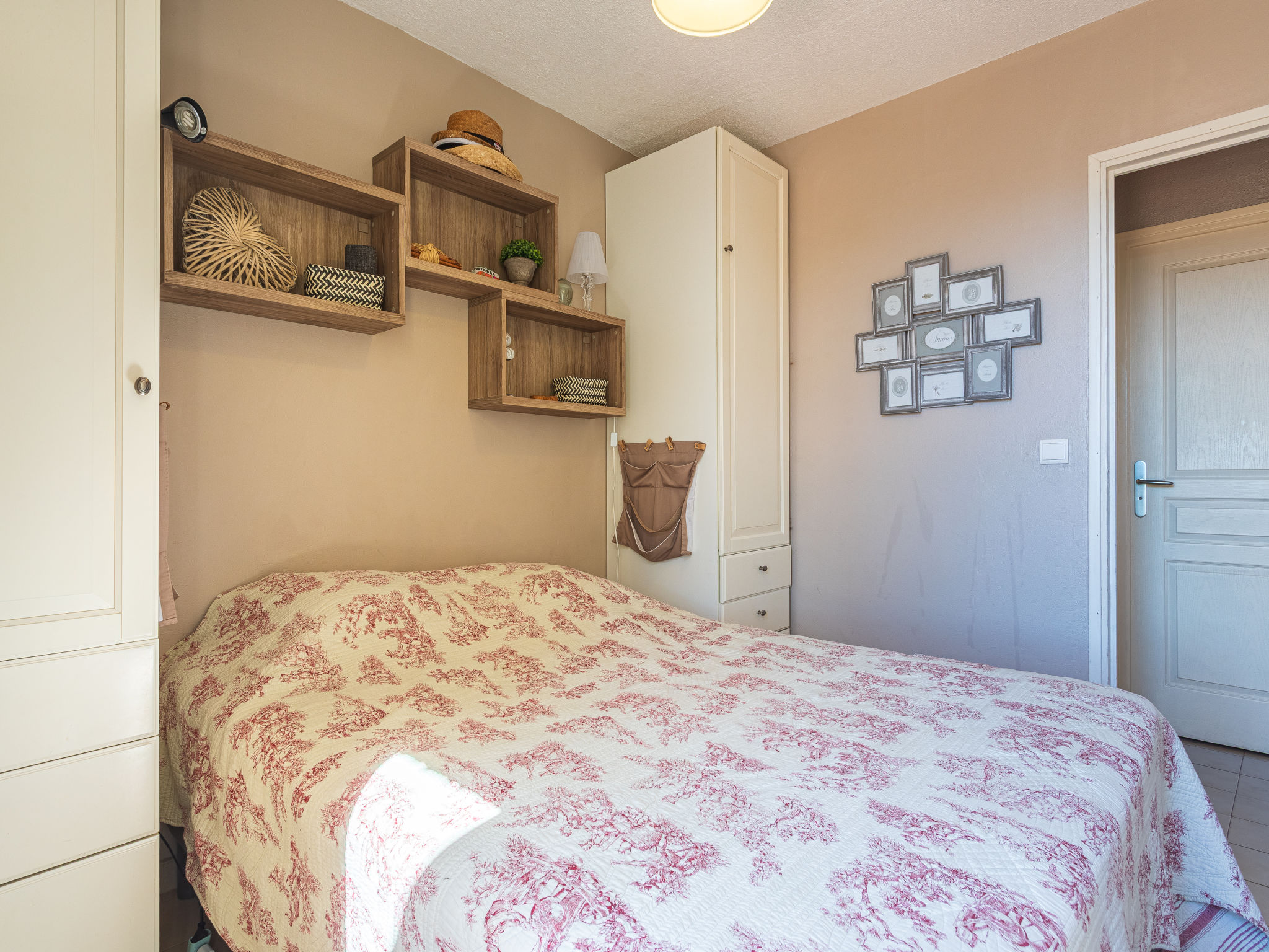 Les Emeraudes - Binnen