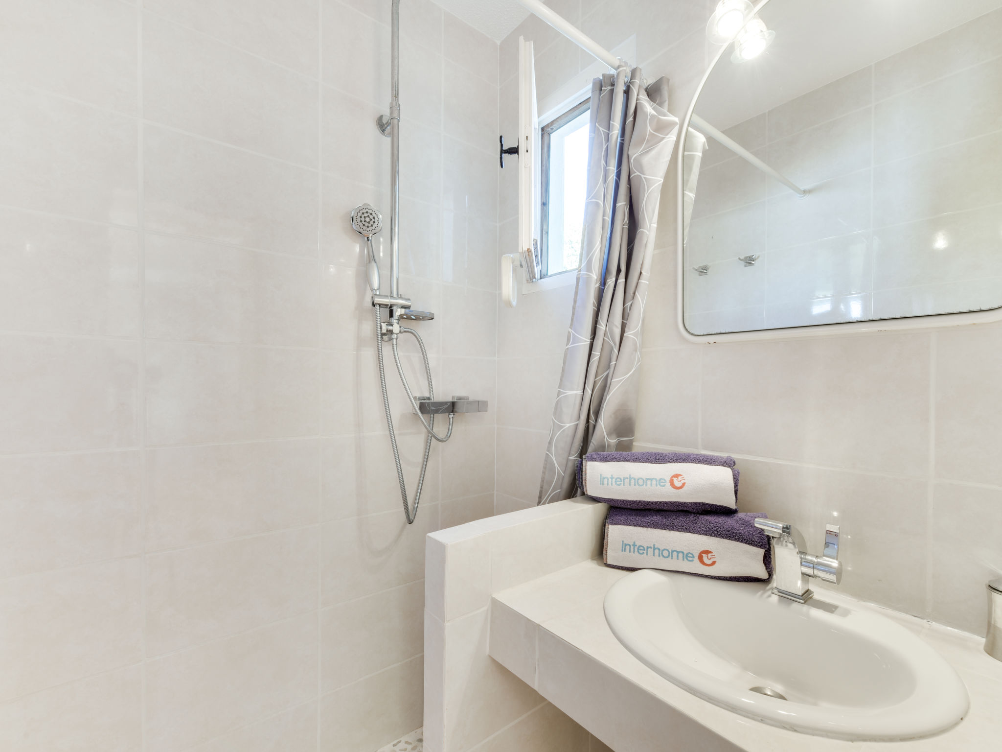 Photo of Colline Valmer