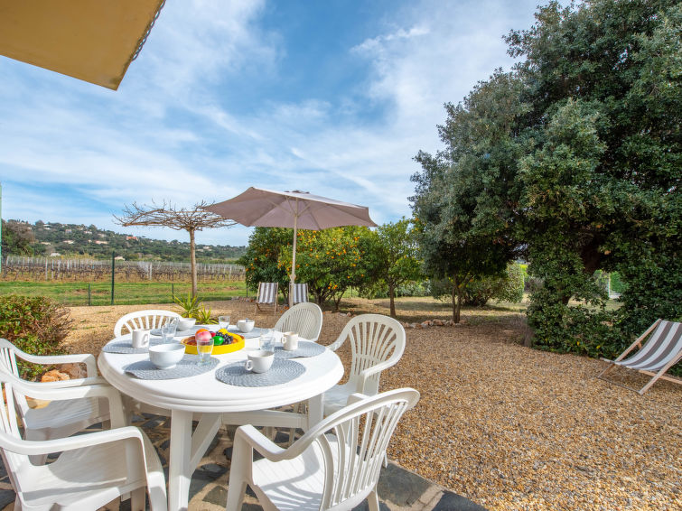 Search and Stay destination La Croix-Valmer, Provence-Alpes-Côte d'Azur - France from AU$ 180. Villa Marenco