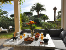 Historisch appartement nabij St-Tropez met verwarmd zwembad en zeezicht - thumbnail 4