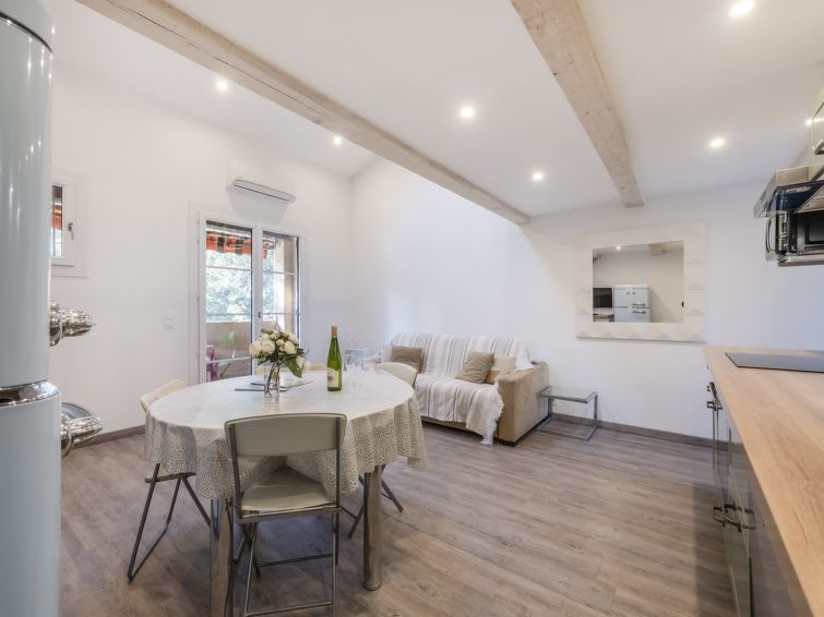 Search and Stay destination La Croix-Valmer, Provence-Alpes-Côte d'Azur - France from AU$ 244. Gigaro Plage