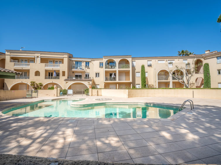 Search and Stay, undefined in undefined. Gallery position 4