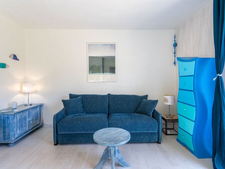 Search and Stay, undefined in undefined. Gallery position 3