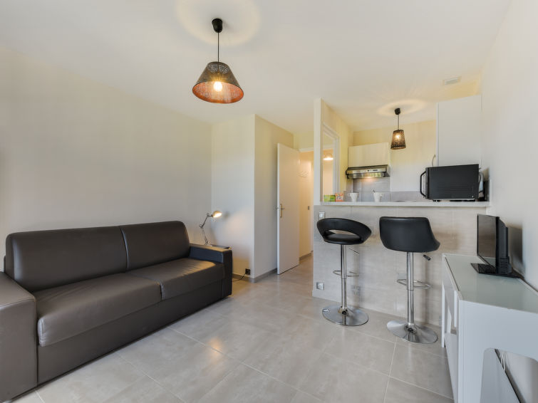 Search and Stay destination Saint-Tropez, Provence-Alpes-Côte d'Azur - France from AU$ 166. Bella Vista