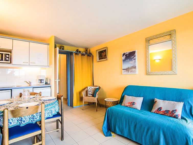 Search and Stay destination Gassin, Provence-Alpes-Côte d'Azur - France from AU$ 159. Les Marines