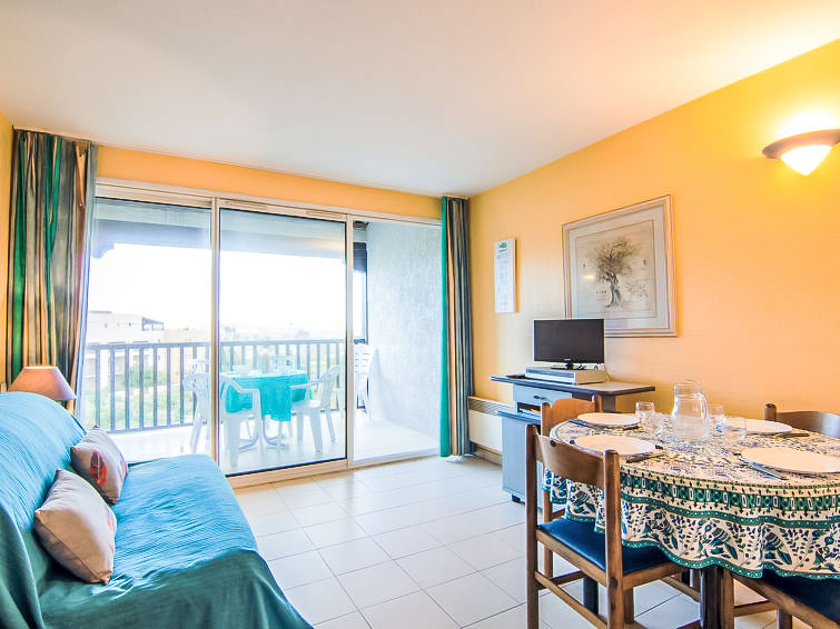 Search and Stay destination Gassin, Provence-Alpes-Côte d'Azur - France from AU$ 159. Les Marines