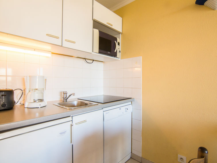 Search and Stay, undefined in undefined. Gallery position 2